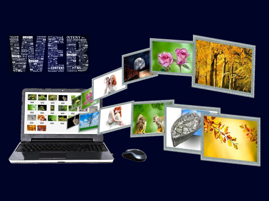 Computer portatile dal quale fuoriescono fotogrammi con immagini varie, sormontate dalla scritta Web